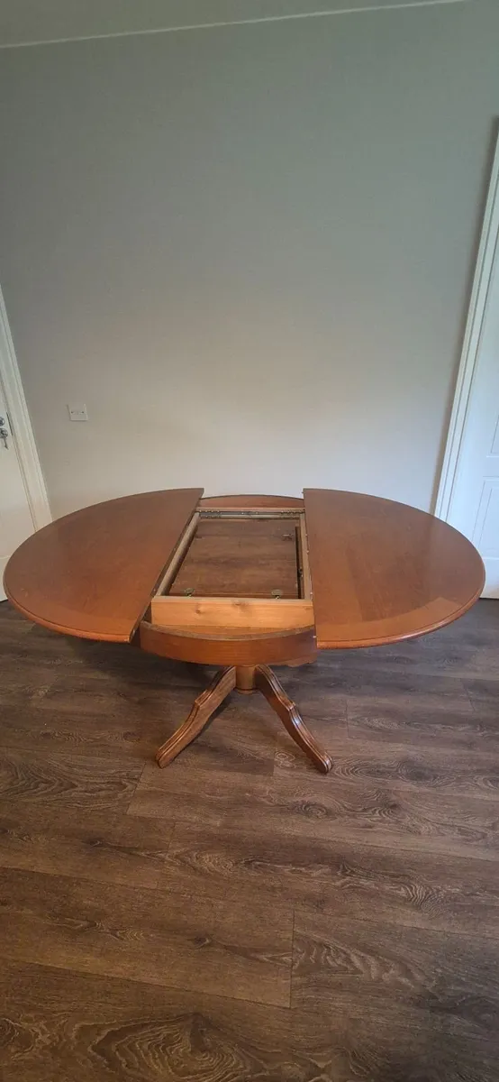 Marcoan Round to Oval Dining Table and 3 Chairs - Image 3