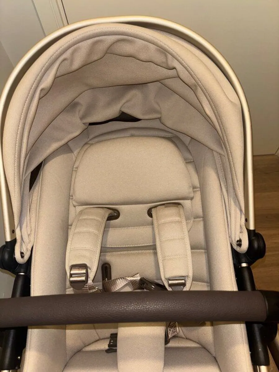 Travel system - Image 2