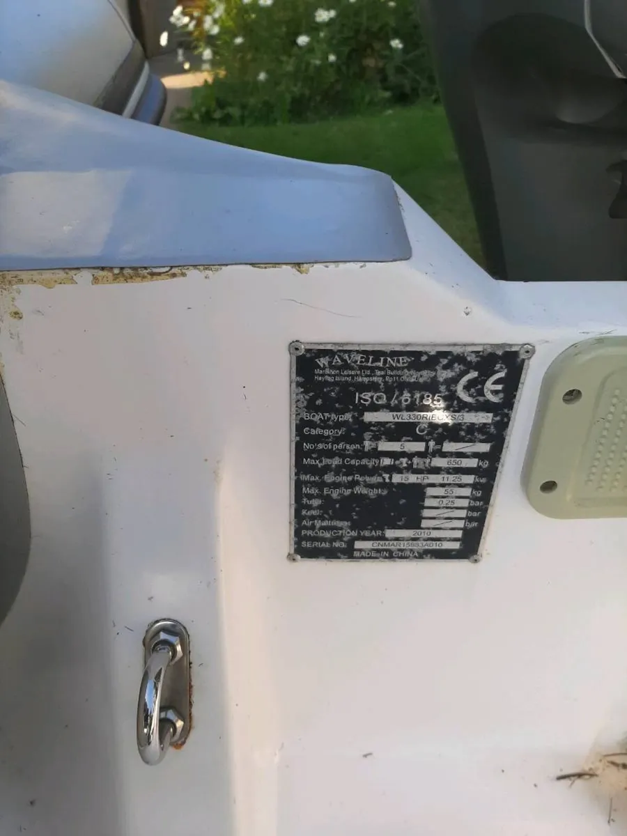 Waveline 330 with Honda 8 hp - Image 4