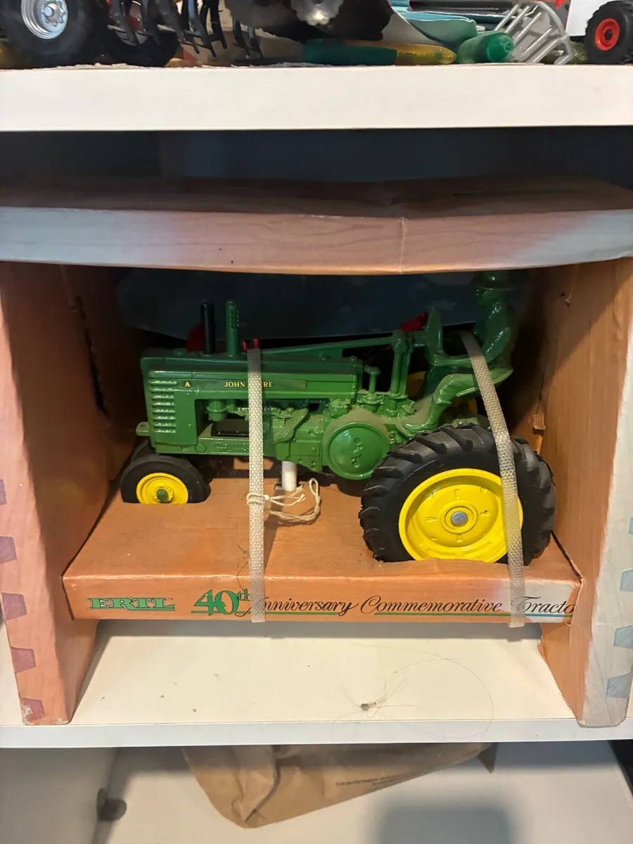 John Deere 1:16 scale models - Image 2