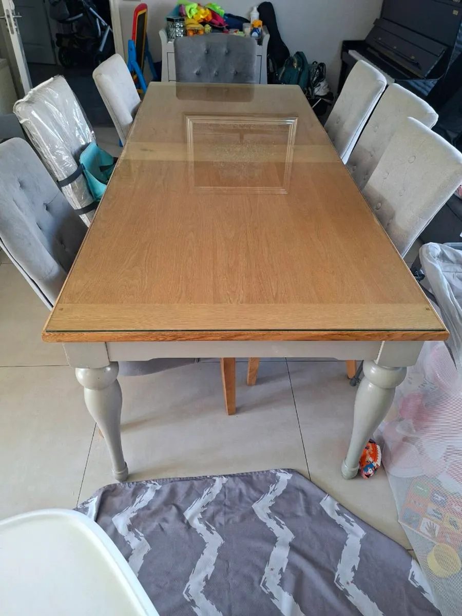 Willis and Gambier kitchen table - Image 3