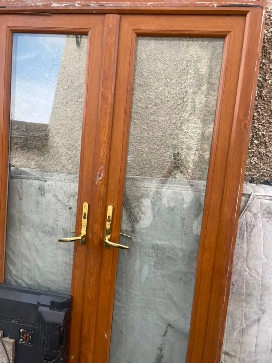 double doors - Image 1