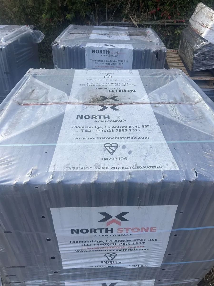 New Black Northstone Causeway Roof Tiles