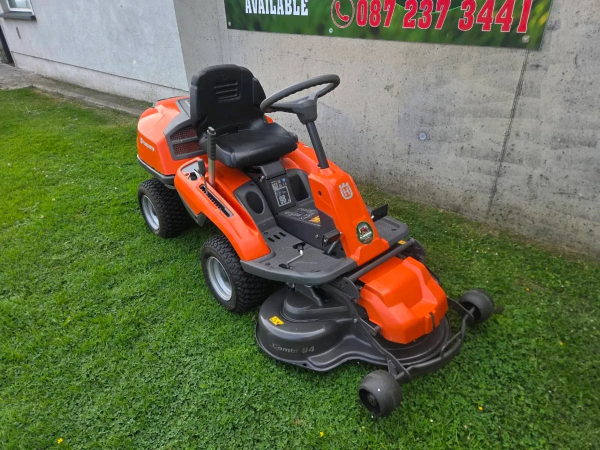 Husquvana lawnmower for sale - Image 2