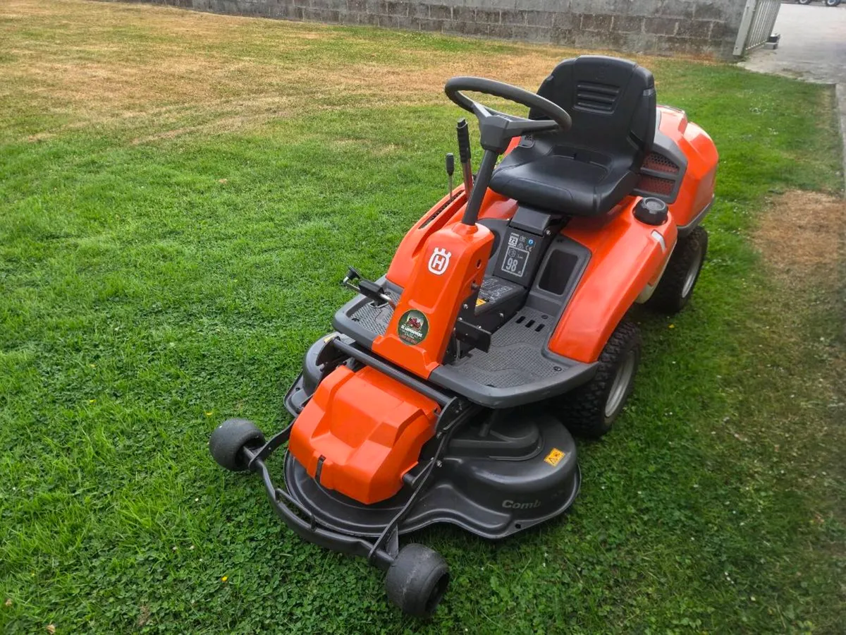 Husquvana lawnmower for sale - Image 3