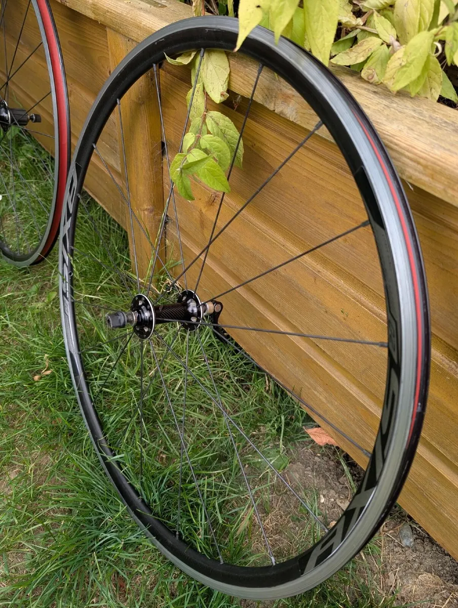Bicycle wheelset - Image 2