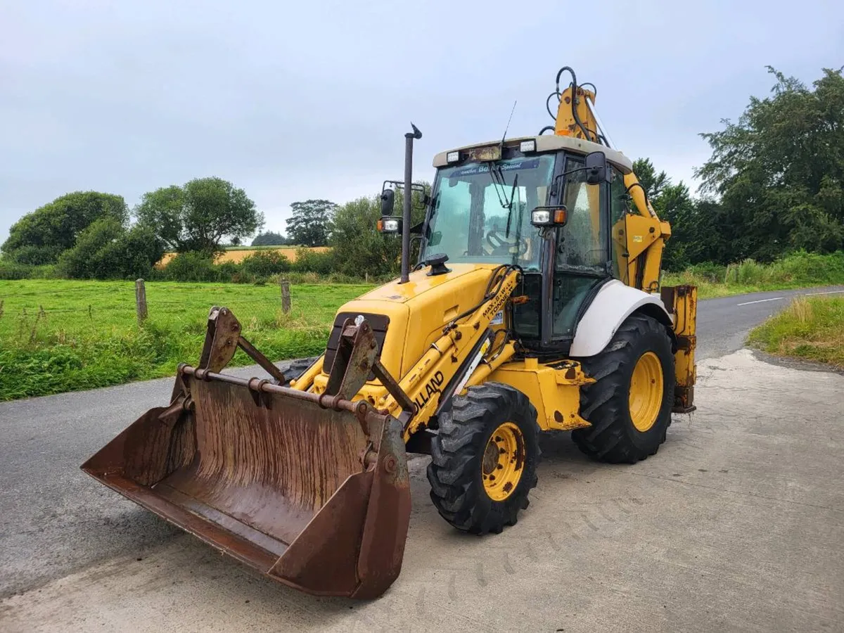 Newholland backhoe - Image 1