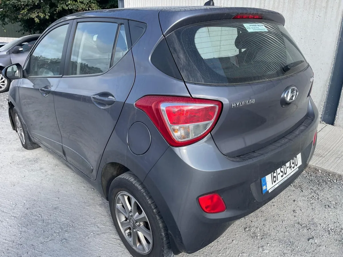 2016 Hyundai i10 1.0 Petrol Manual CAT C - Image 4