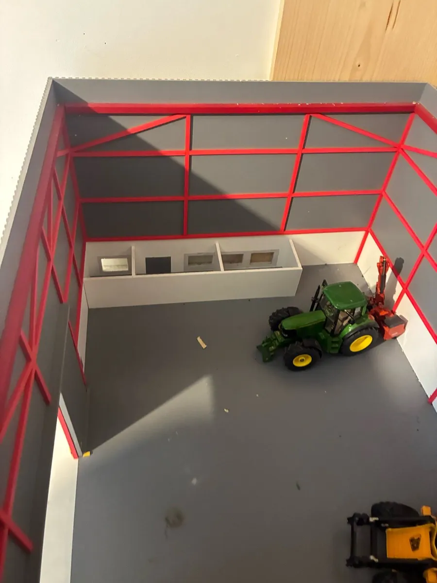 1:50 -1:32 scale garage - Image 3