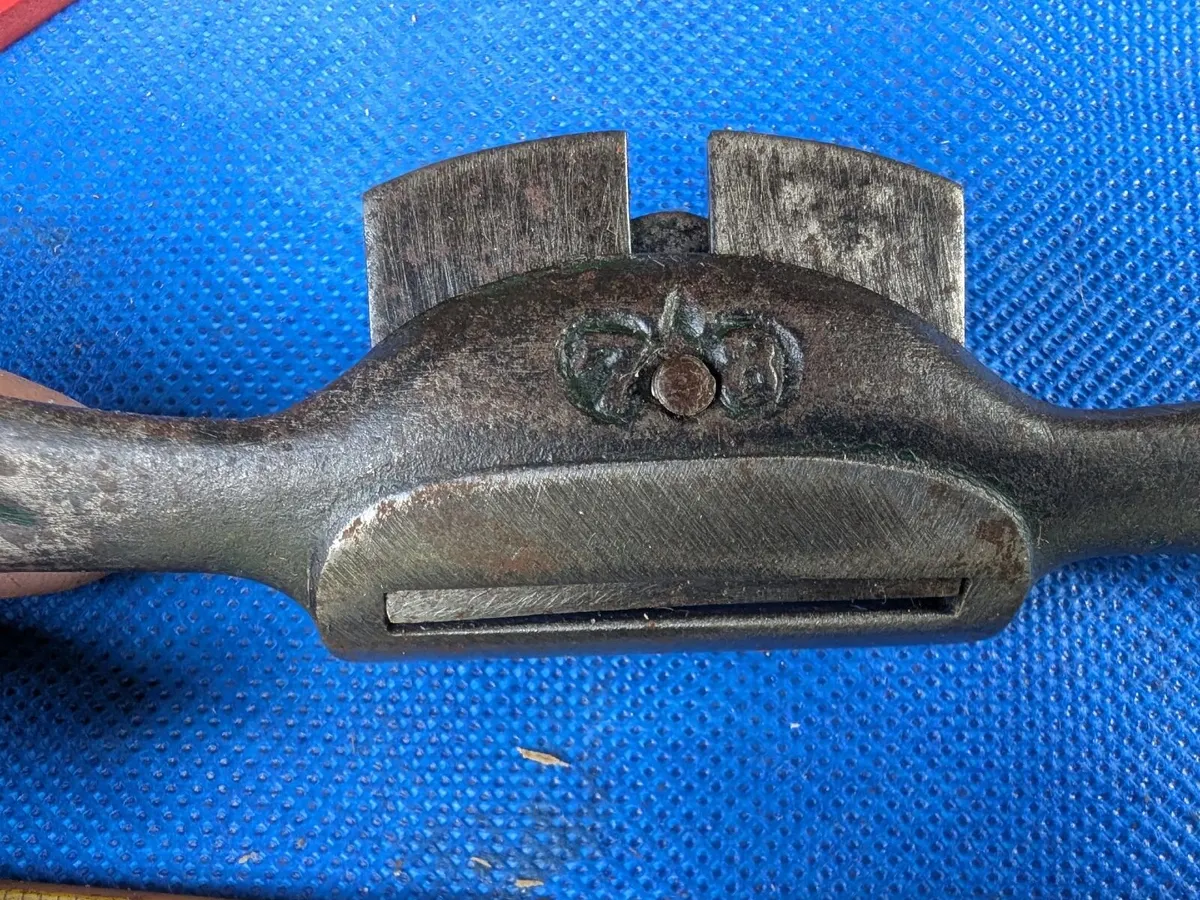 Compassed Spokeshave by Preston - Image 3