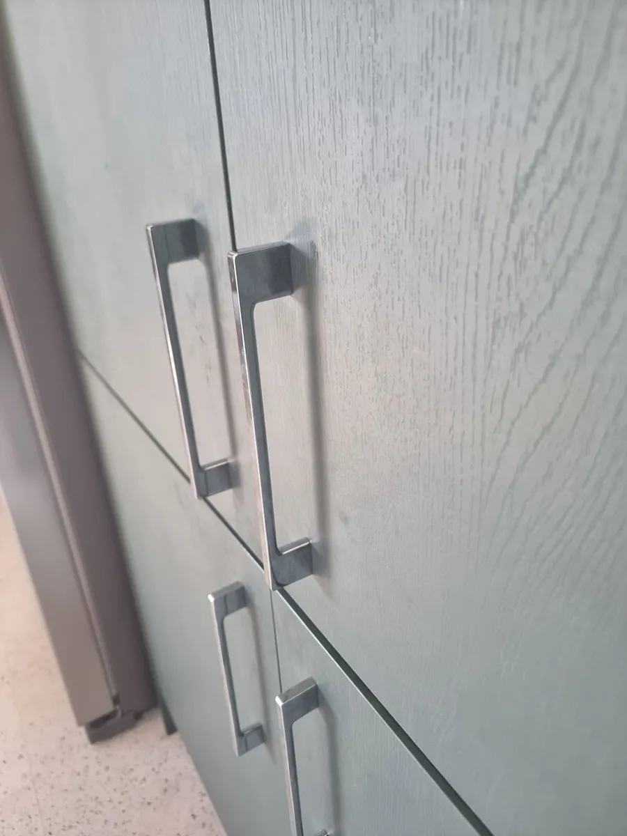 Kitchen Handles - Image 2