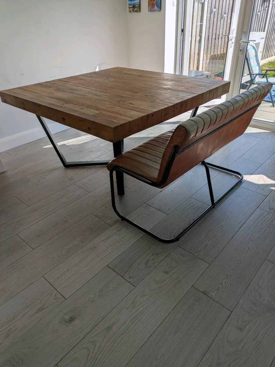 EZ Living dining table - Image 1