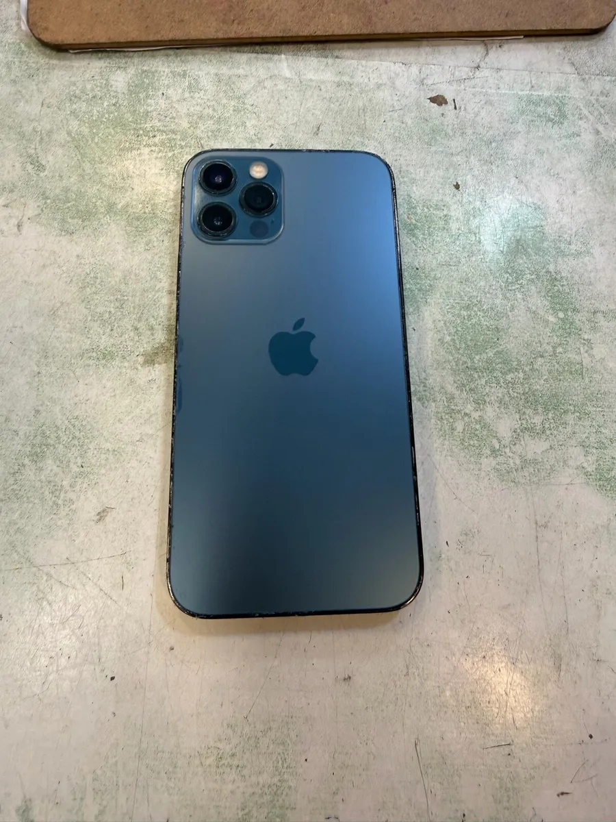 iPhone 12 Pro unlocked - Image 1