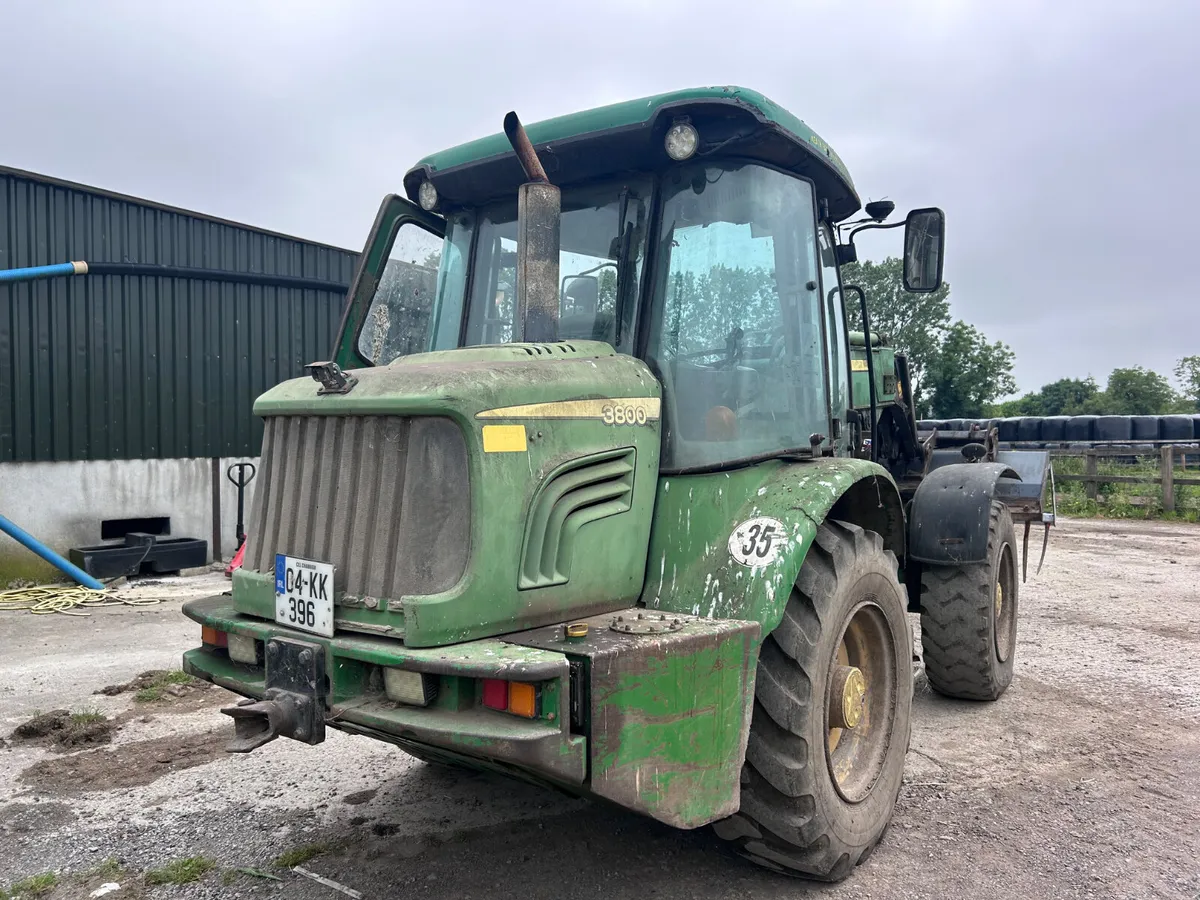 John Deere 3800 pivot steer loader - Image 2