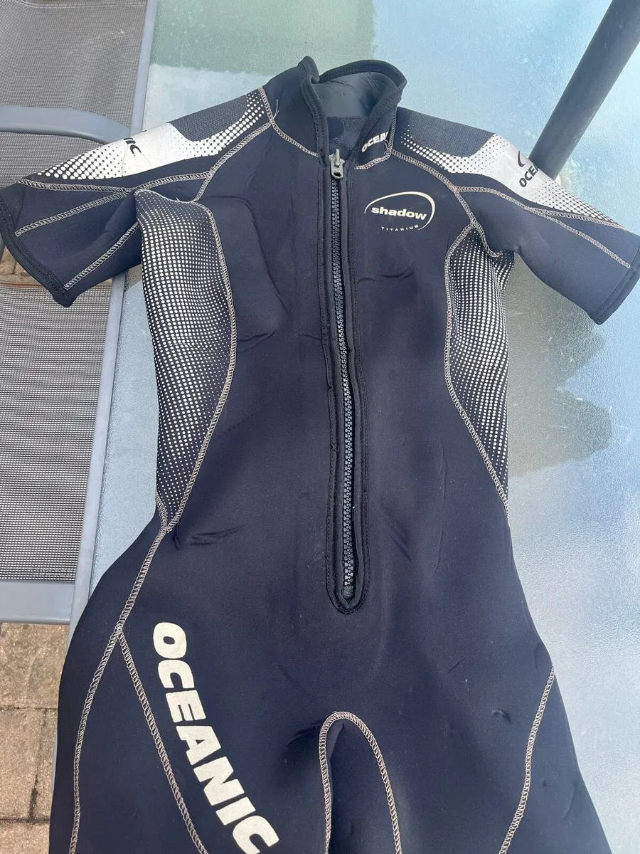 Semi dry diving wetsuit - Image 1