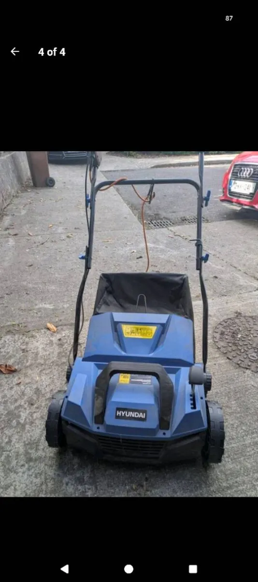 Hyundai 1600W 15'' 38cm Artificial Grass Sweeper - Image 4