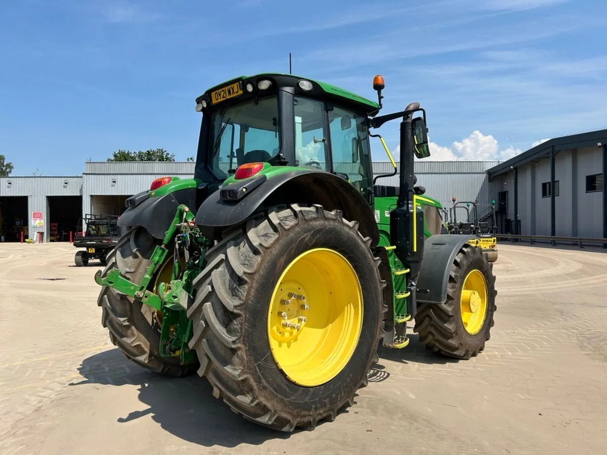John Deere 6195M - Image 2