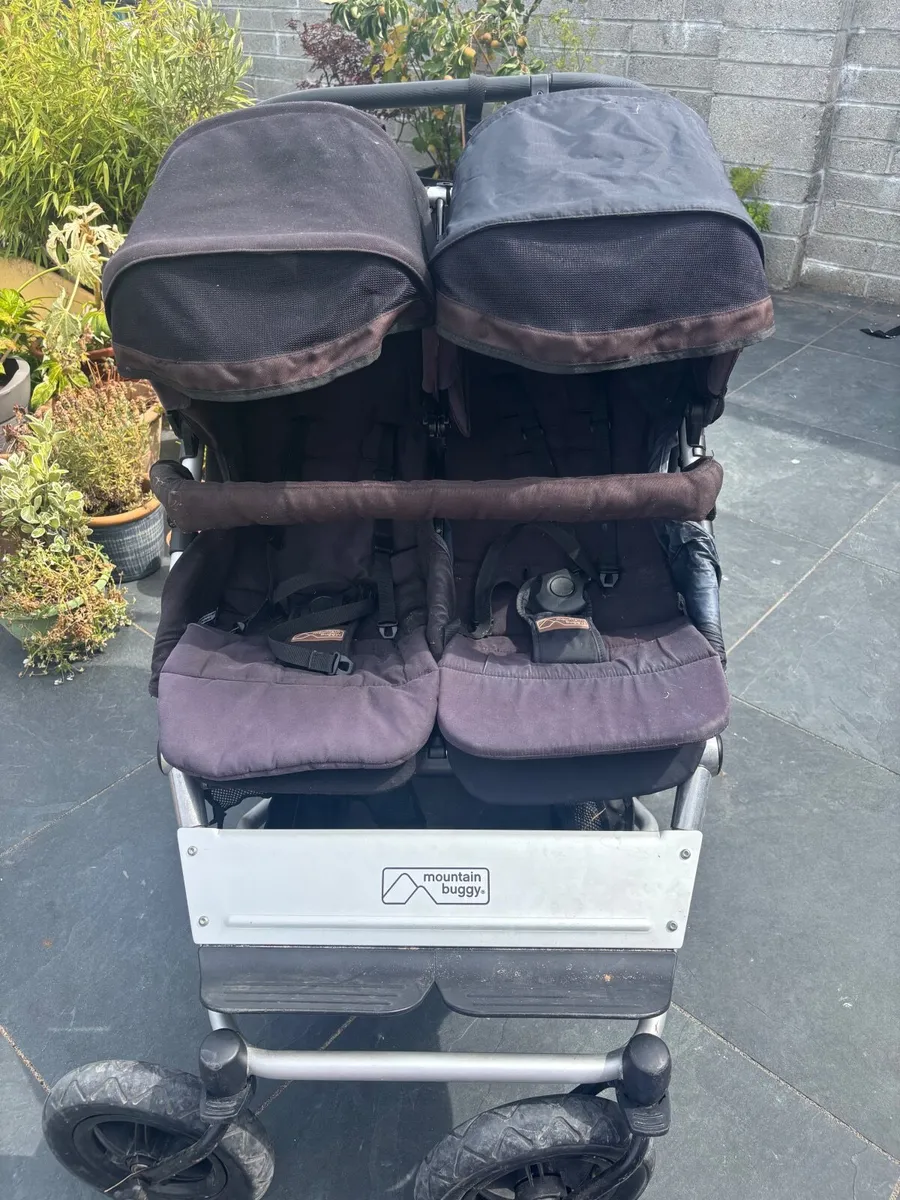 Mountain buggy duet Double buggy - Image 1