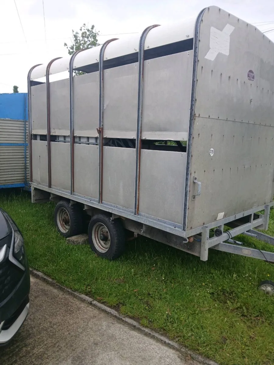 Trailers clearance big selection on offer - Image 1