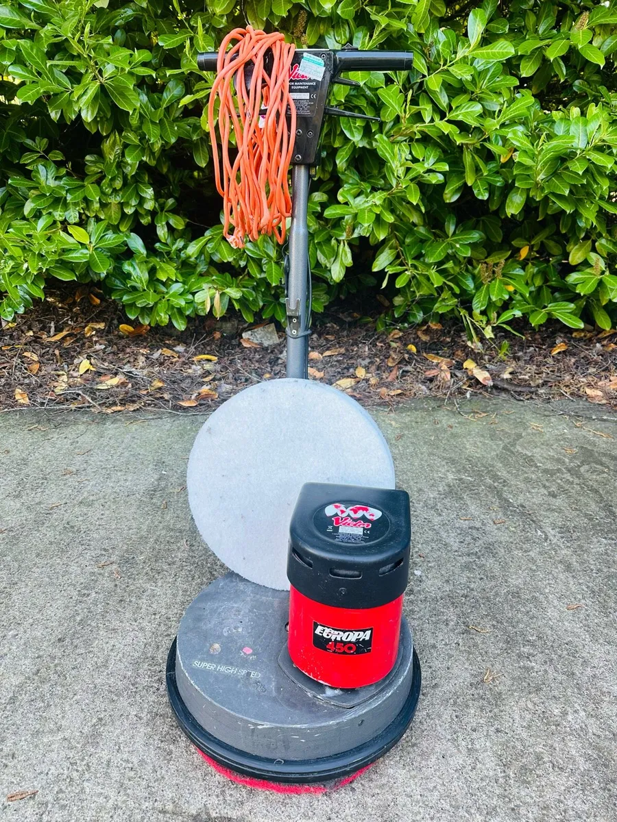 VICTOR 450 FLOOR SCRUBBER CLEANER - Image 1