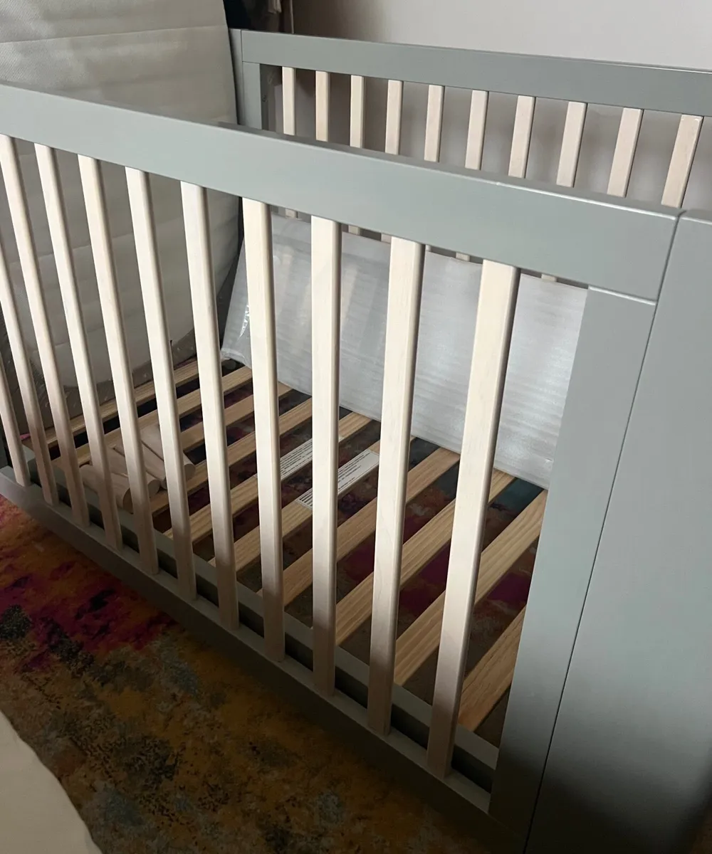 Baby cot cocoon 4 in 1 - Image 4