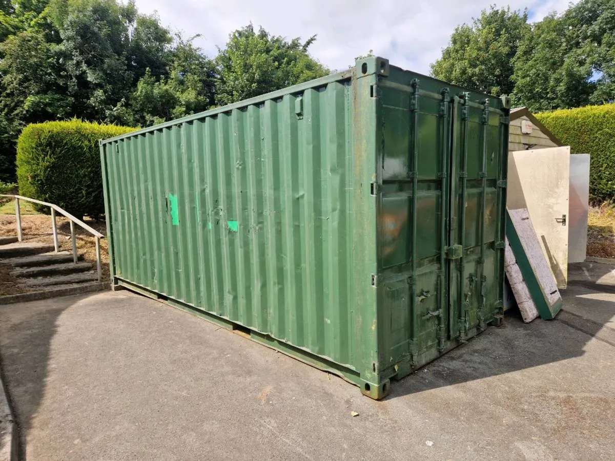 20 ft storage/shipping container - Image 2