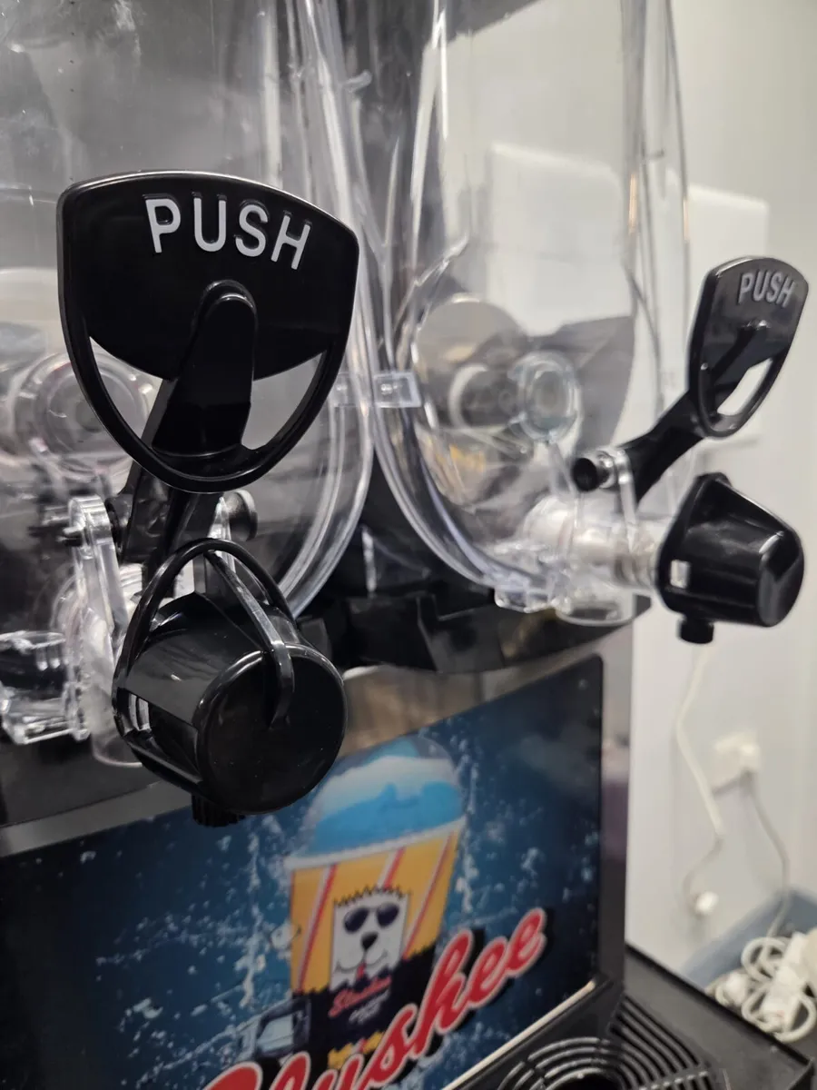 BRAND NEW CAB INFINITY - TWIN SLUSH MACHINE - Image 2