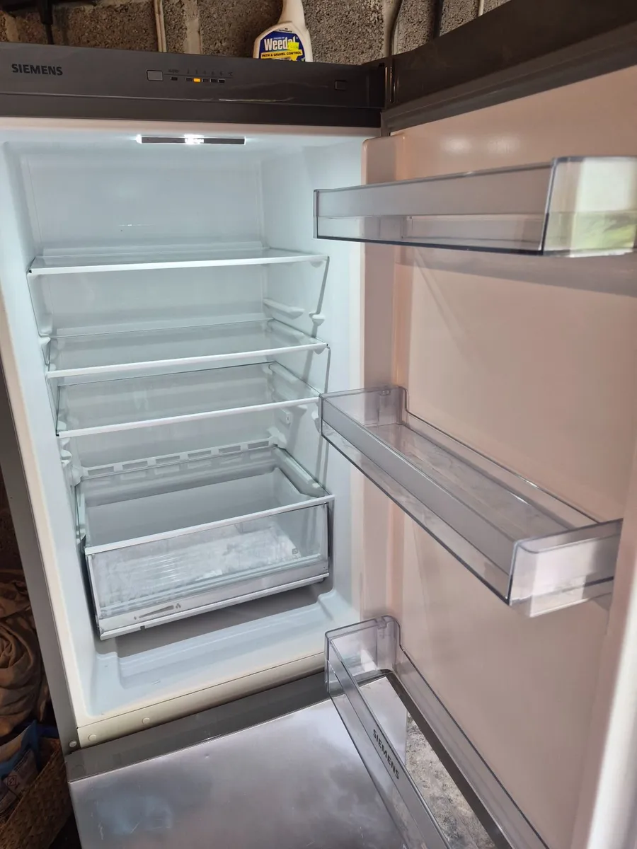 Fridge Freezer Siemens - Image 1