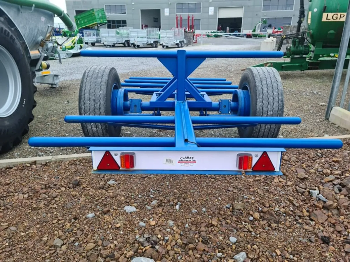 New Dowd 8 Bale Trailers - Image 3