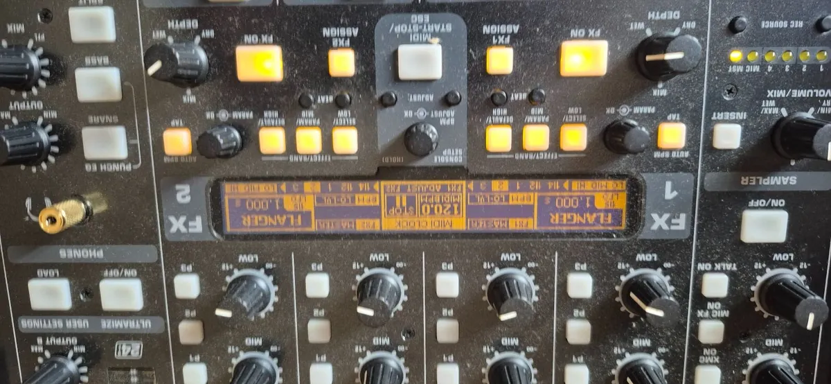 Behringer DJ equipment - Image 3