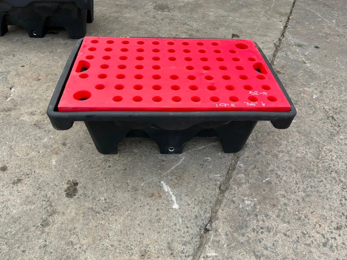 New / unused spill containment bund trays......... - Image 3
