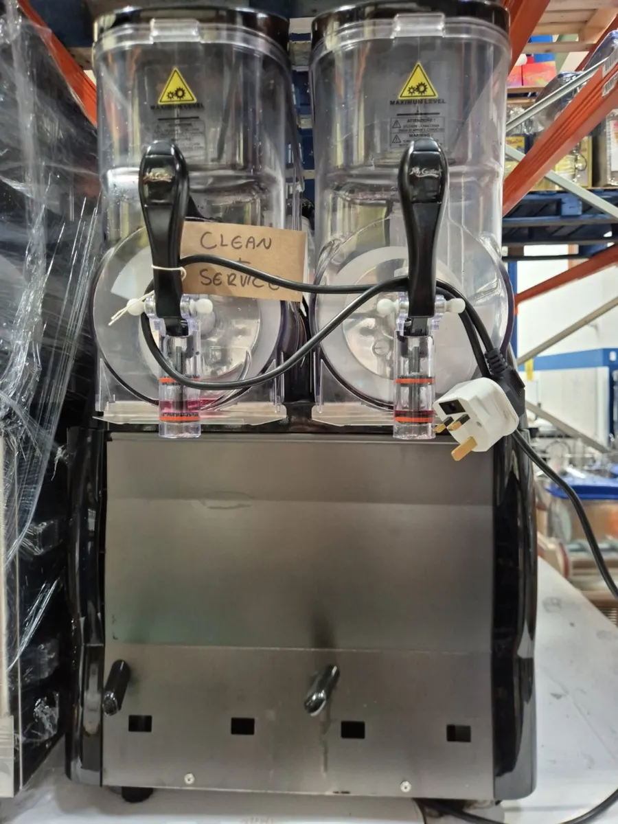 GGM TWIN SLUSH MACHINE SECOND HAND - Image 1