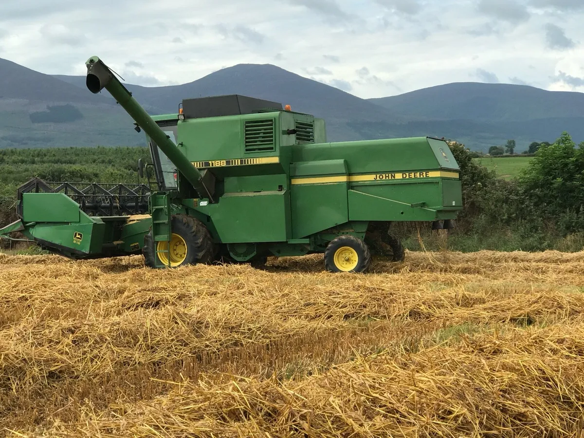 John Deere 1188 - Image 2