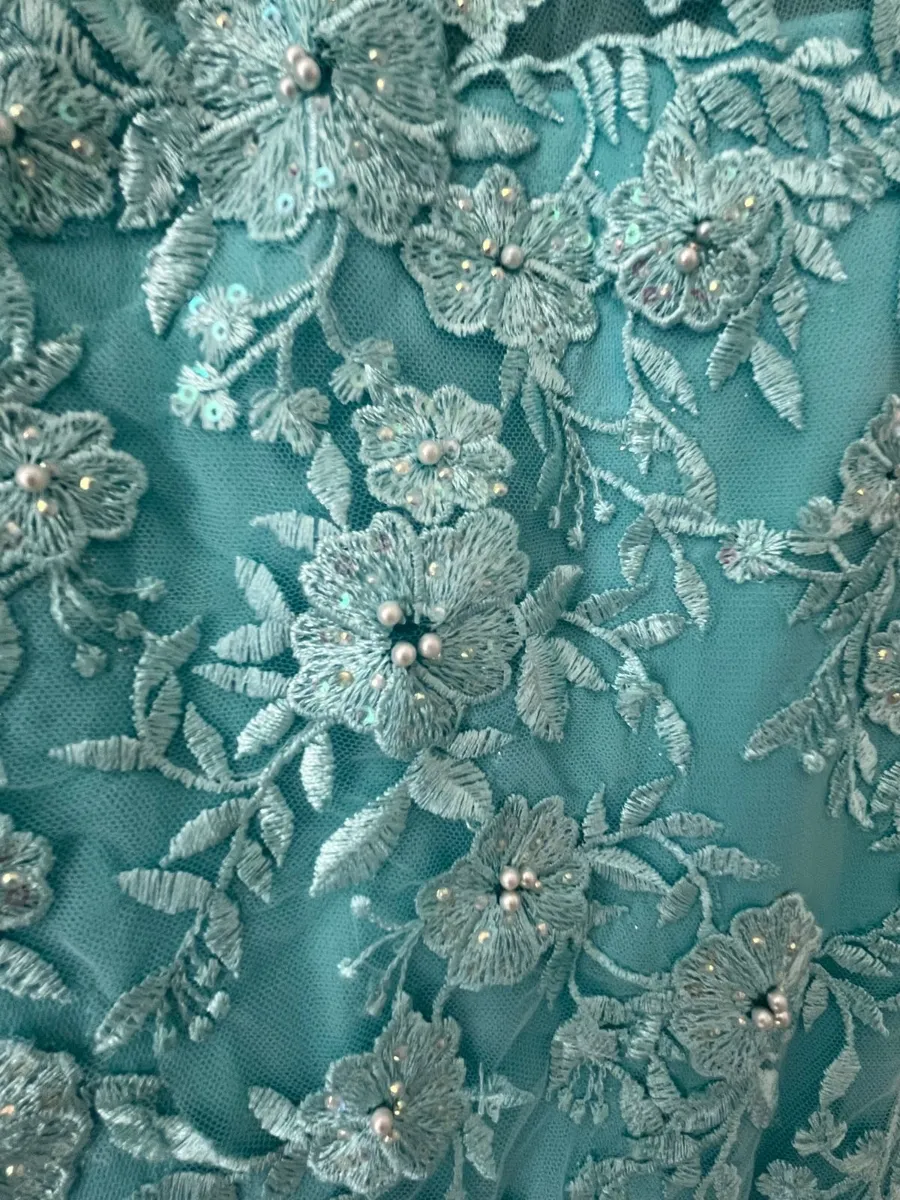 Teal blue Debs dress (size 6-8)--worn only once - Image 4
