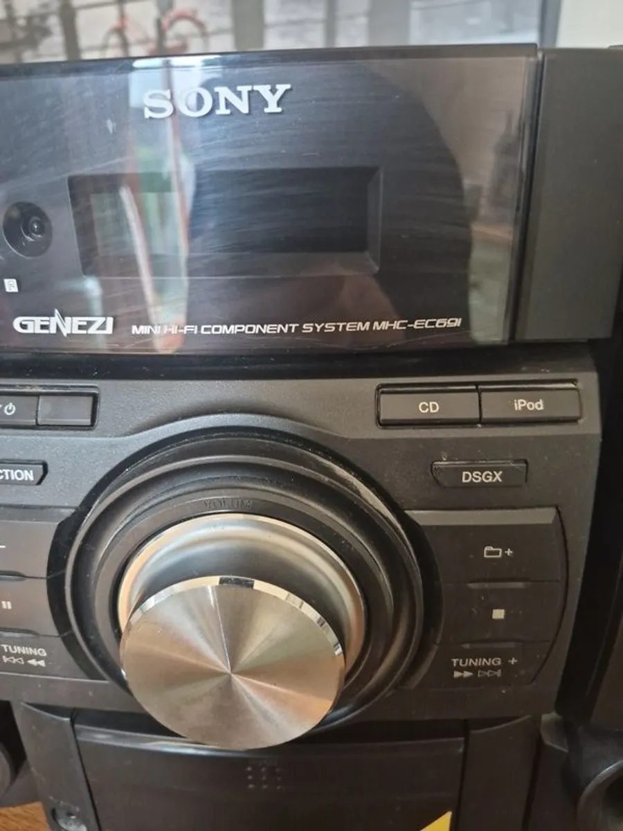 Stereo system - Image 2