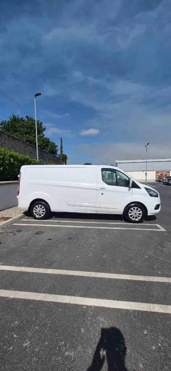 Ford Transit Custom 300 Limited LWB EBL 130 - Image 2