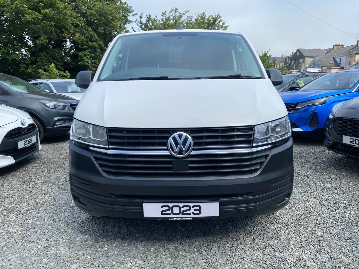 Feb 2023 Volkswagen Transporter Startline 110 - Image 2
