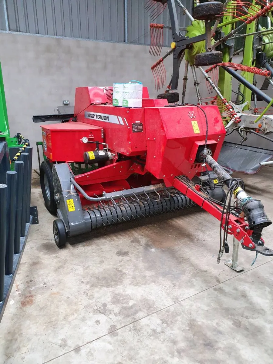 Massey Ferguson 1840 Baler - Image 4