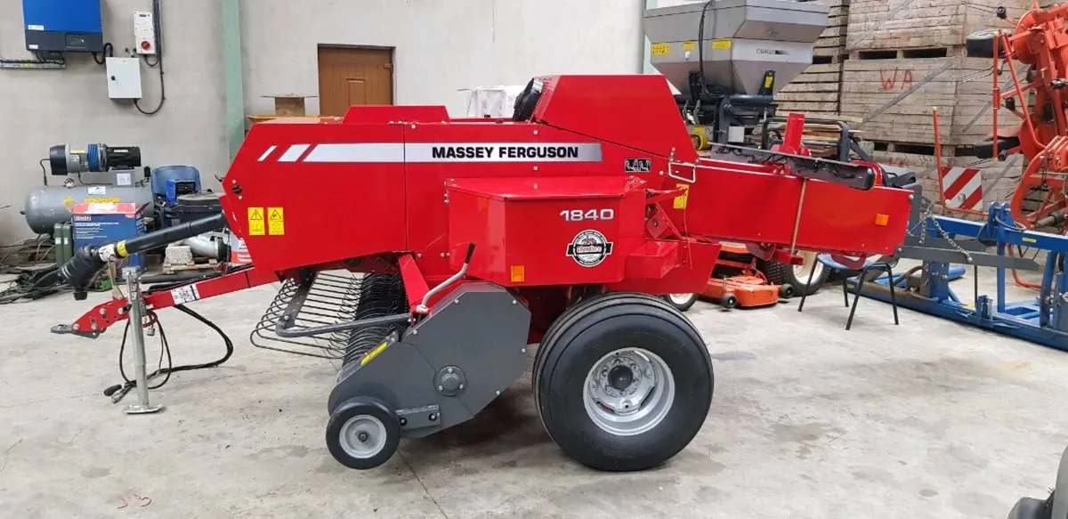 Massey Ferguson 1840 Baler - Image 2