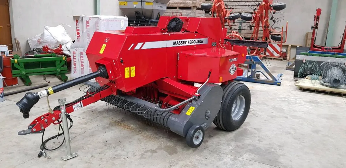 Massey Ferguson 1840 Baler - Image 3