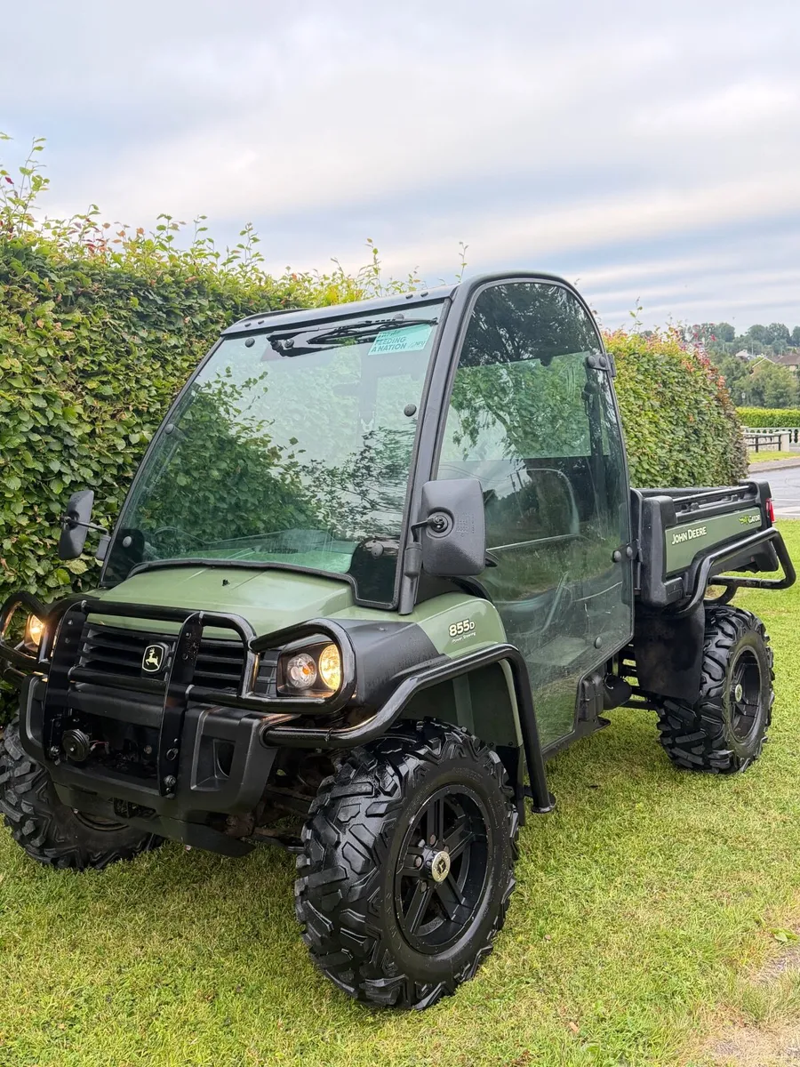 John Deere 855d full cab low hours - Image 1