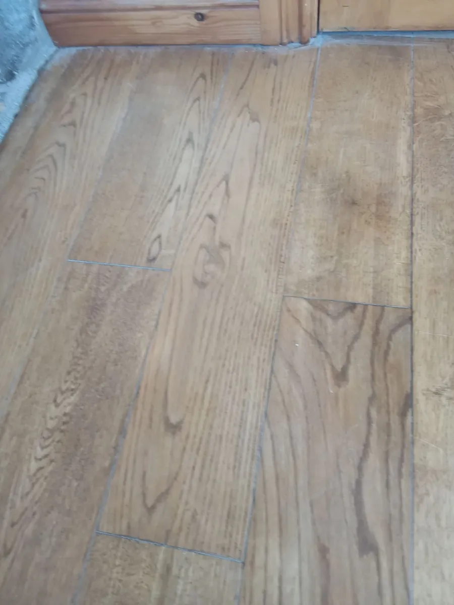 Timber floor - Image 1