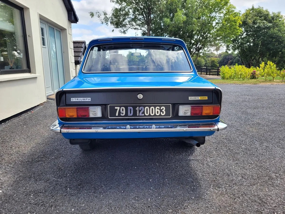 Triumph Dolomite 1500HL mint condition - Image 2