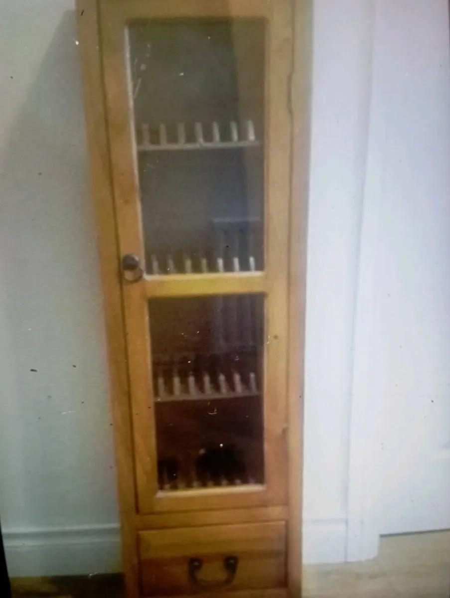WODDEN DVD/CD UNIT WITH GLASS DOORS - Image 1