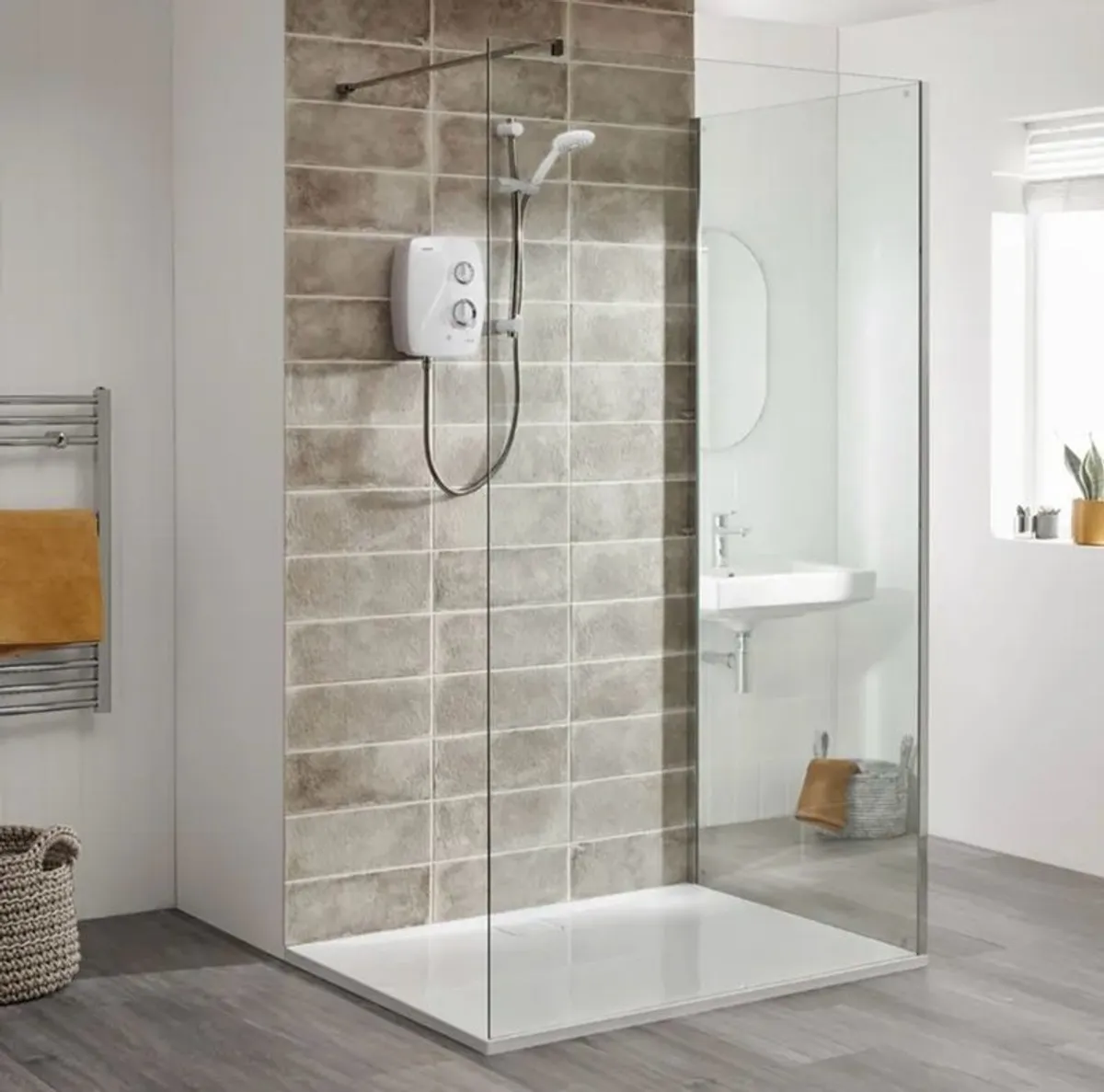 Shower - Image 2