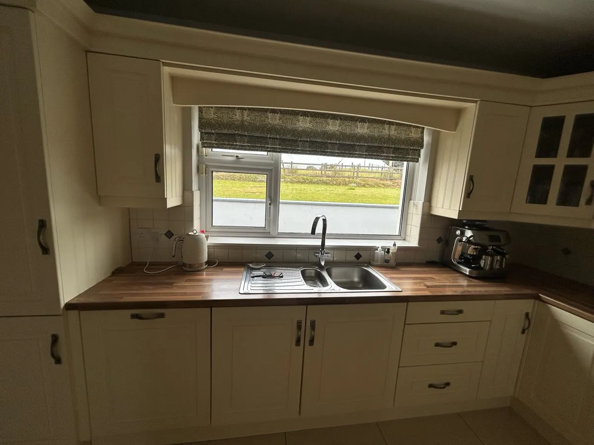 Kitchen and electrical appliances - Image 2