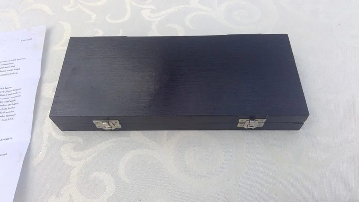 Traditional Ebony Flute - Image 4