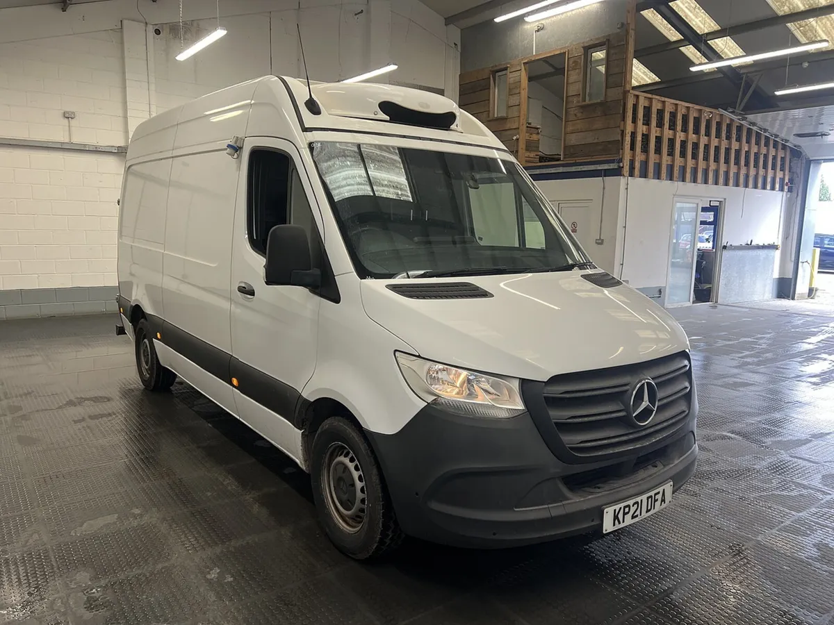 VB - 2021 Mercedes-Benz Sprinter Refrigerated Van - Image 1