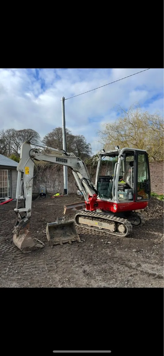 Digger Hire - Image 1