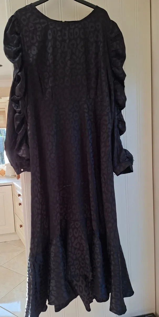 Womens clothes - Image 1